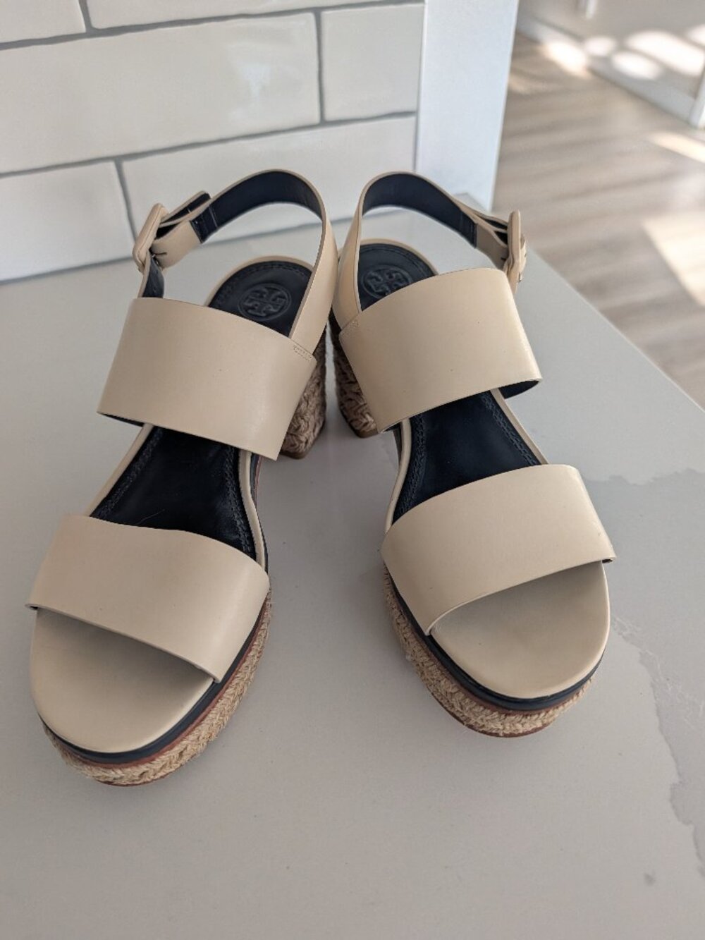 Tory Burch Ivory Leather Espadrille Block Heel Sandals- Excellent Condition